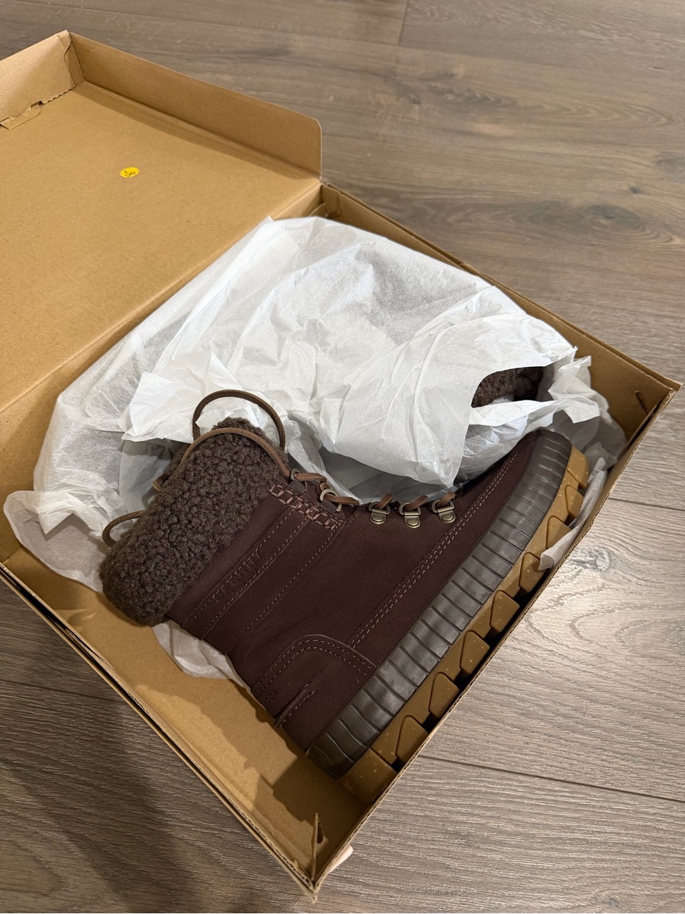 Women’s SPERRY torrent winter brown boots size 6.5 New